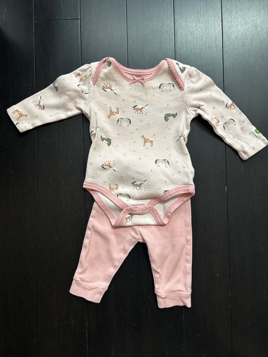 John Deere Other - John Deere Pink Horse Print Baby One-Piece with Matching Pants Size 3-6 Months